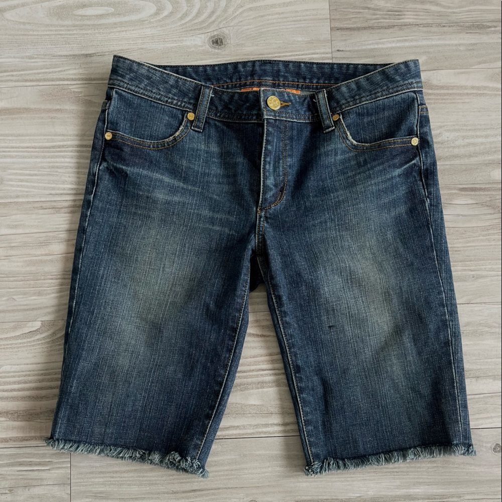 Tory Burch Denim Jean Bermuda Shorts Raw Cut off Hem
 Size 28